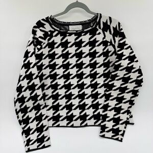 Six/Fifty Classic Houndstooth Black‎ and White Women's Sweater